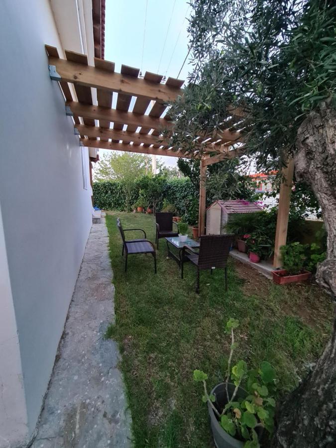 Semelia'S Guest House Spáta エクステリア 写真